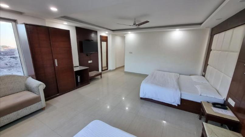 Deep Hotel Mussoorie Eksteriør bilde
