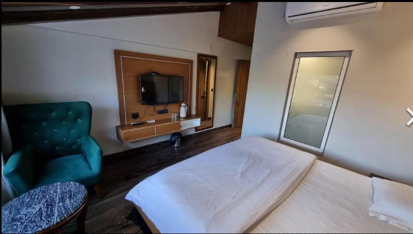 Deep Hotel Mussoorie Eksteriør bilde