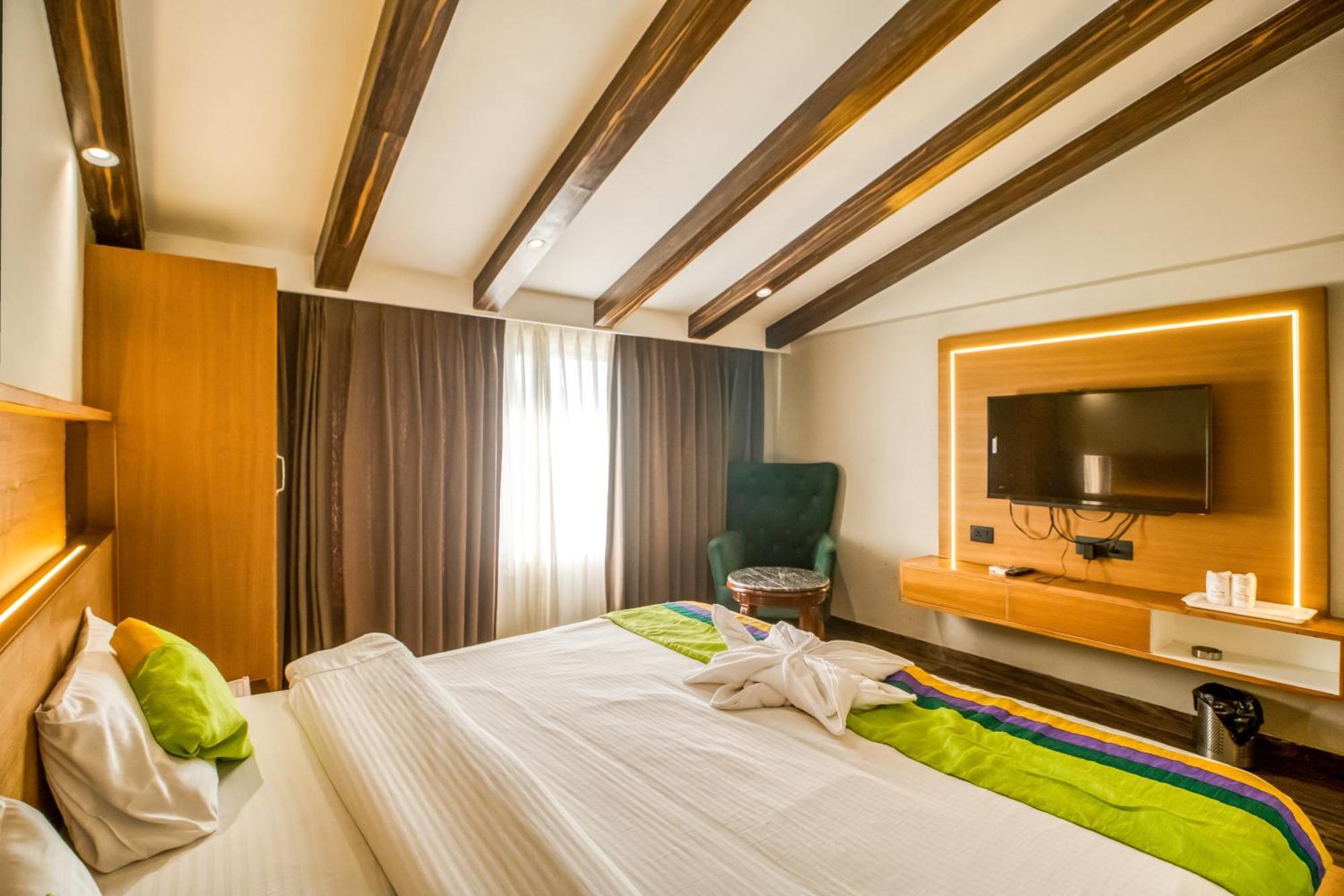 Deep Hotel Mussoorie Eksteriør bilde